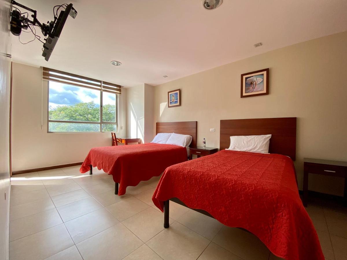 Hotel Carrion Loja Cameră foto