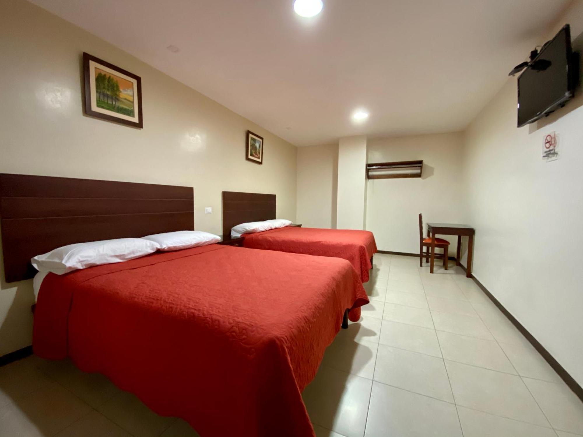 Hotel Carrion Loja Cameră foto