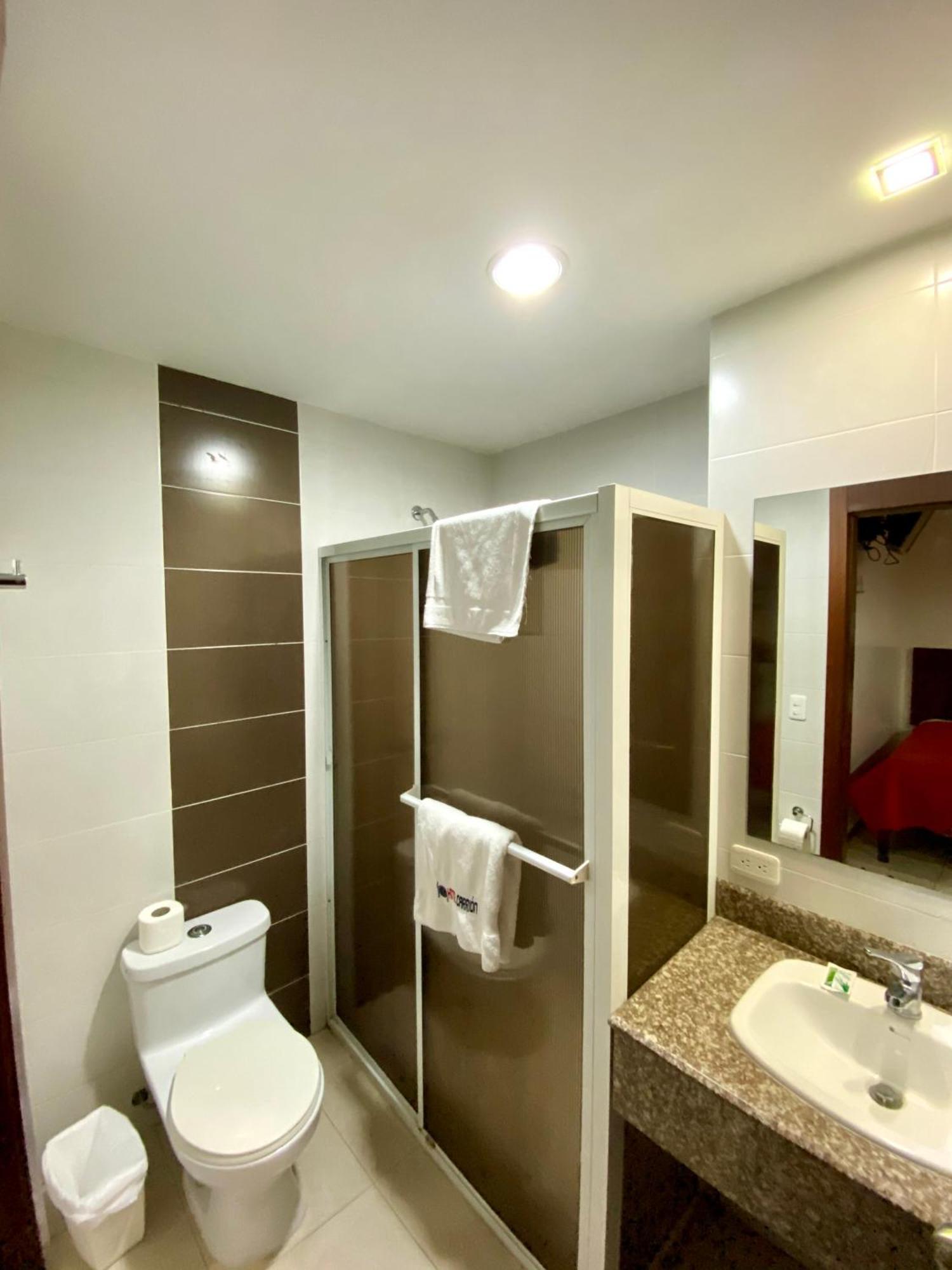 Hotel Carrion Loja Cameră foto