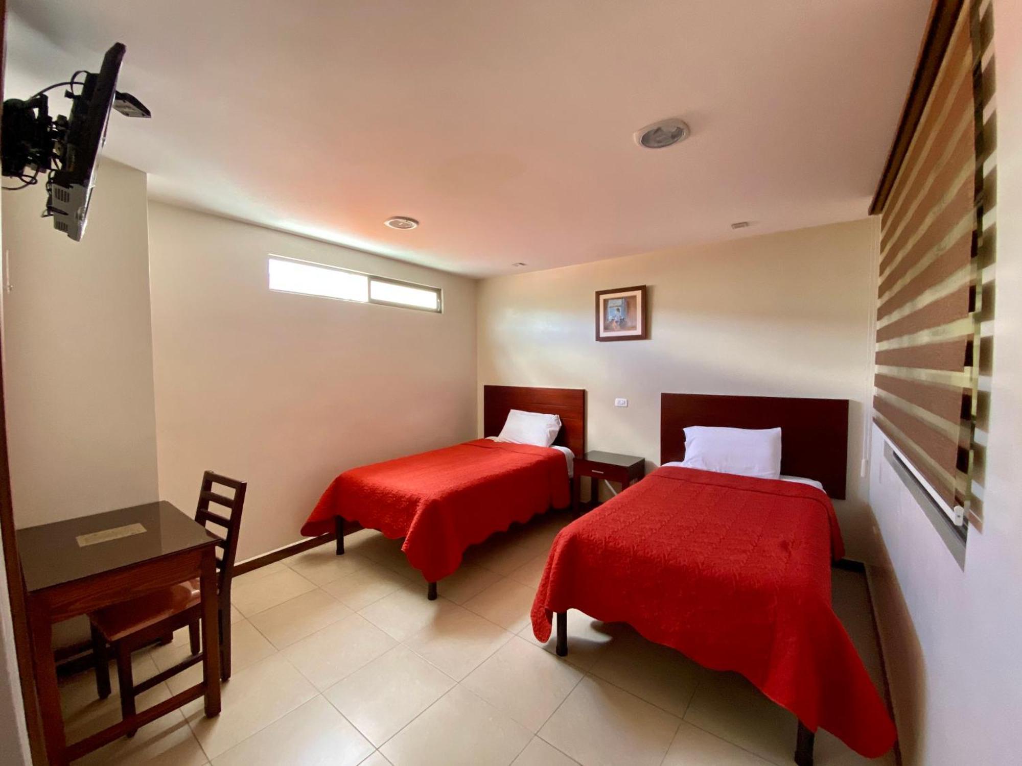 Hotel Carrion Loja Cameră foto
